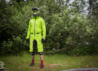 Dirtlej dirtsuit im Test- ran an den Matsch