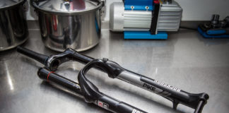 How to – Lower leg service Rock Shox Pike