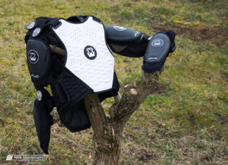 Erstkontakt mit dem Atlas Guardian Protektor