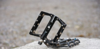 Twinworks Flatpedale im Einzeltest