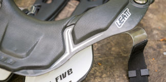 Hands on Leatt DBX 6.5 Carbon