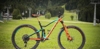 Eurobike Mediadays 2017 – Das Scott Genius 29 im Bike Check In punkto Design hat man sich bei Scott wie immer etwas einfallen lassen.