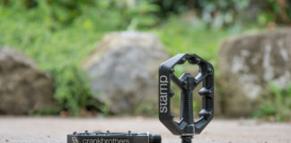 Test – Crank Brothers Stamp Flatpedale