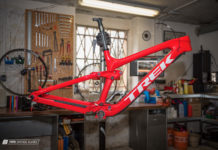 Aufbaustory Enduro Race Bike – Cockpit und Sitzbereich