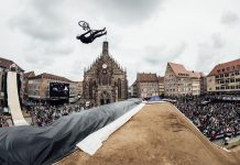 SPEKTAKULÄRER URBAN SLOPESTYLE MADE IN GERMANY – DER RED BULL DISTRICT RIDE KEHRT ZURÜCK Red Bull District Ride