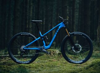 Das brandneue LAST TARVO 29″ Enduro LAST TARVO
