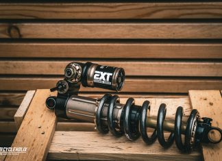 EXT Storia Lok V3 – Race-Performance made in Italy