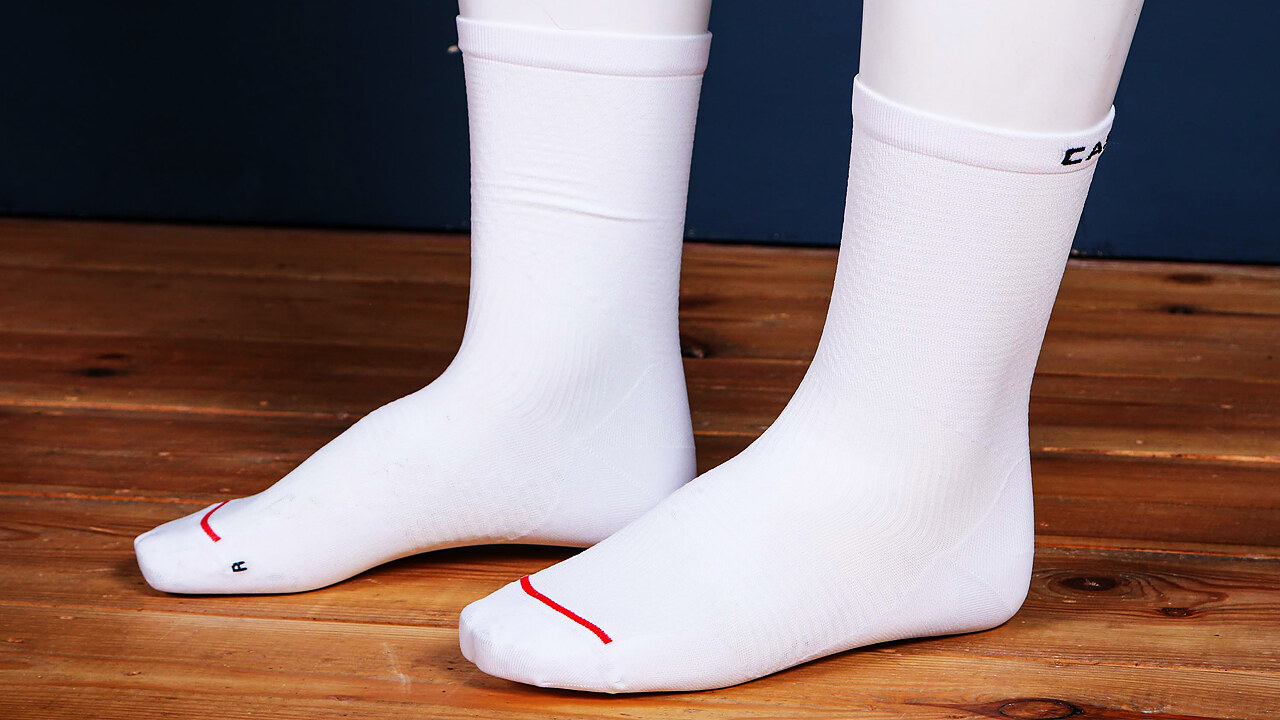 Castelli A/C 18 Sock im Test: Guter Hitze-Socken, aber ist er sein Geld wert?